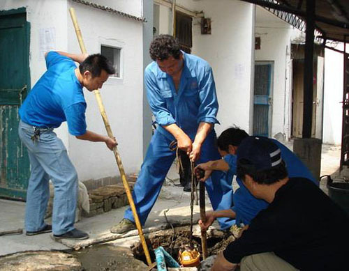 万福市政分享无锡清理化粪池的具体作业流程
