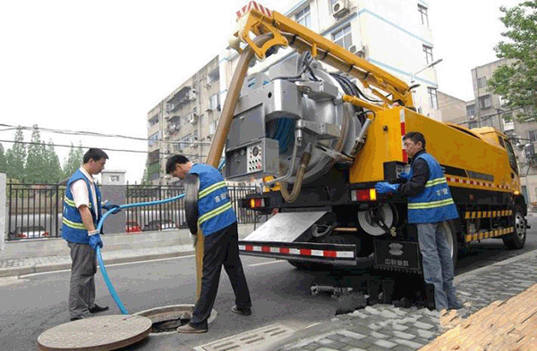 万福市政:无锡化粪池清理过程分为哪几步骤